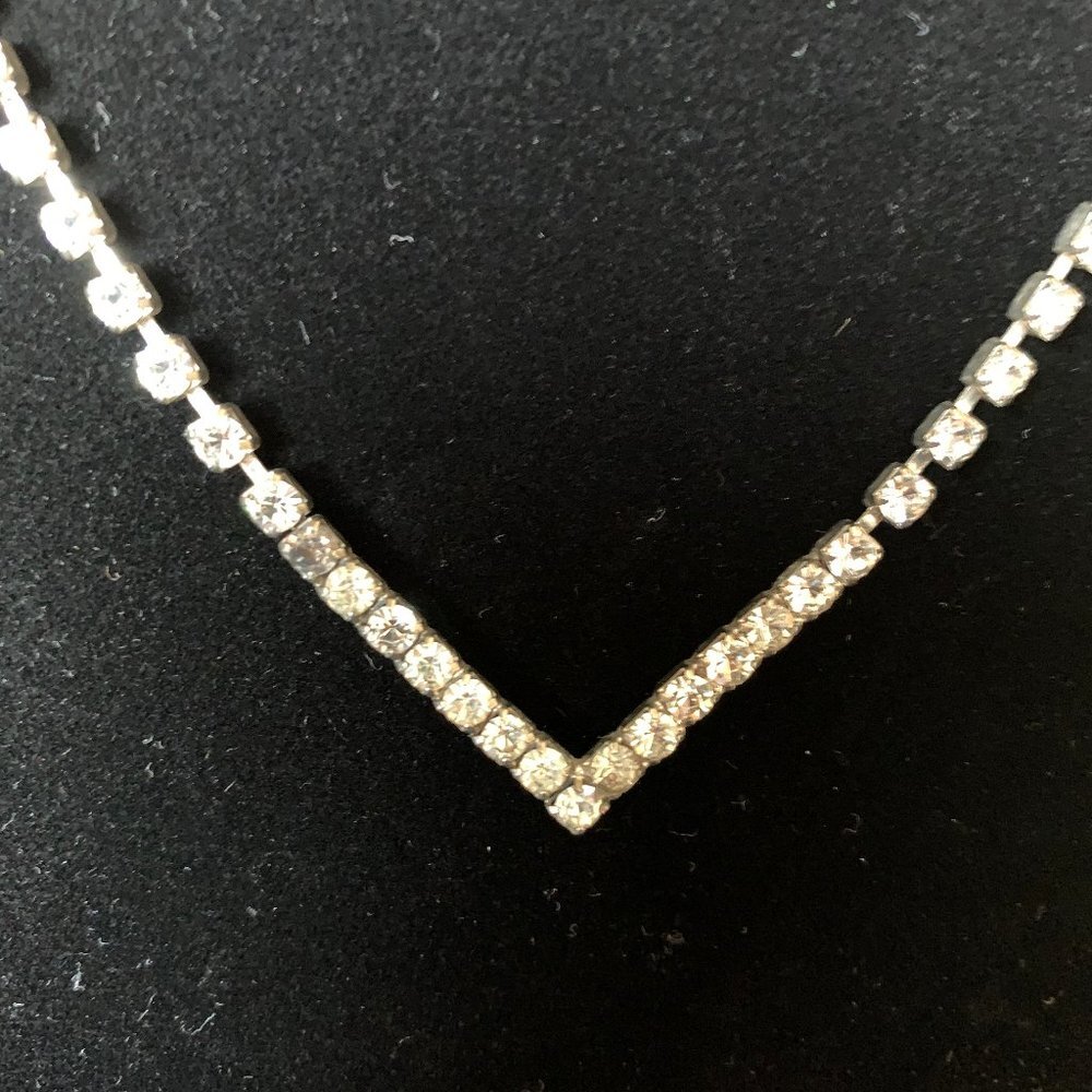 Vintage Rhinestone Necklace - Picture 2 of 3